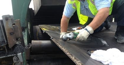 Как правильно наладить транспортерную ленту после замены или ремонта